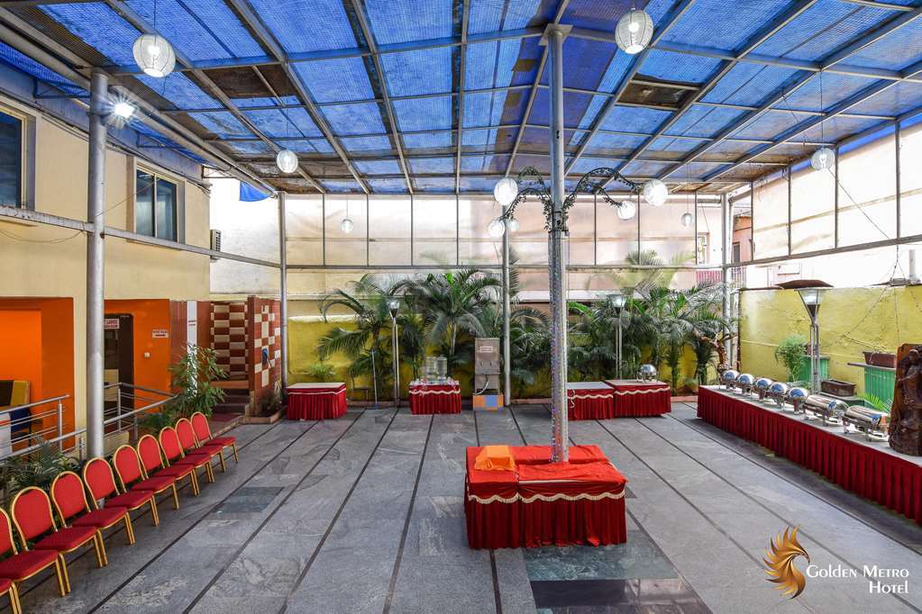 העיר בנגלור Golden Metro Hotel מראה חיצוני תמונה