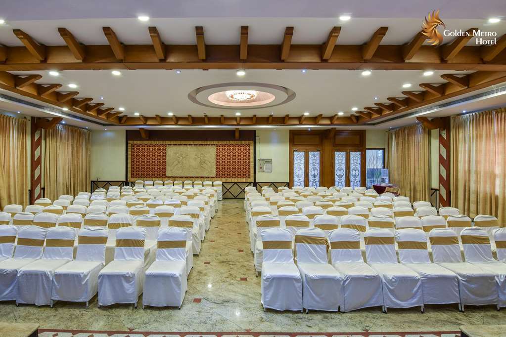 העיר בנגלור Golden Metro Hotel מראה חיצוני תמונה