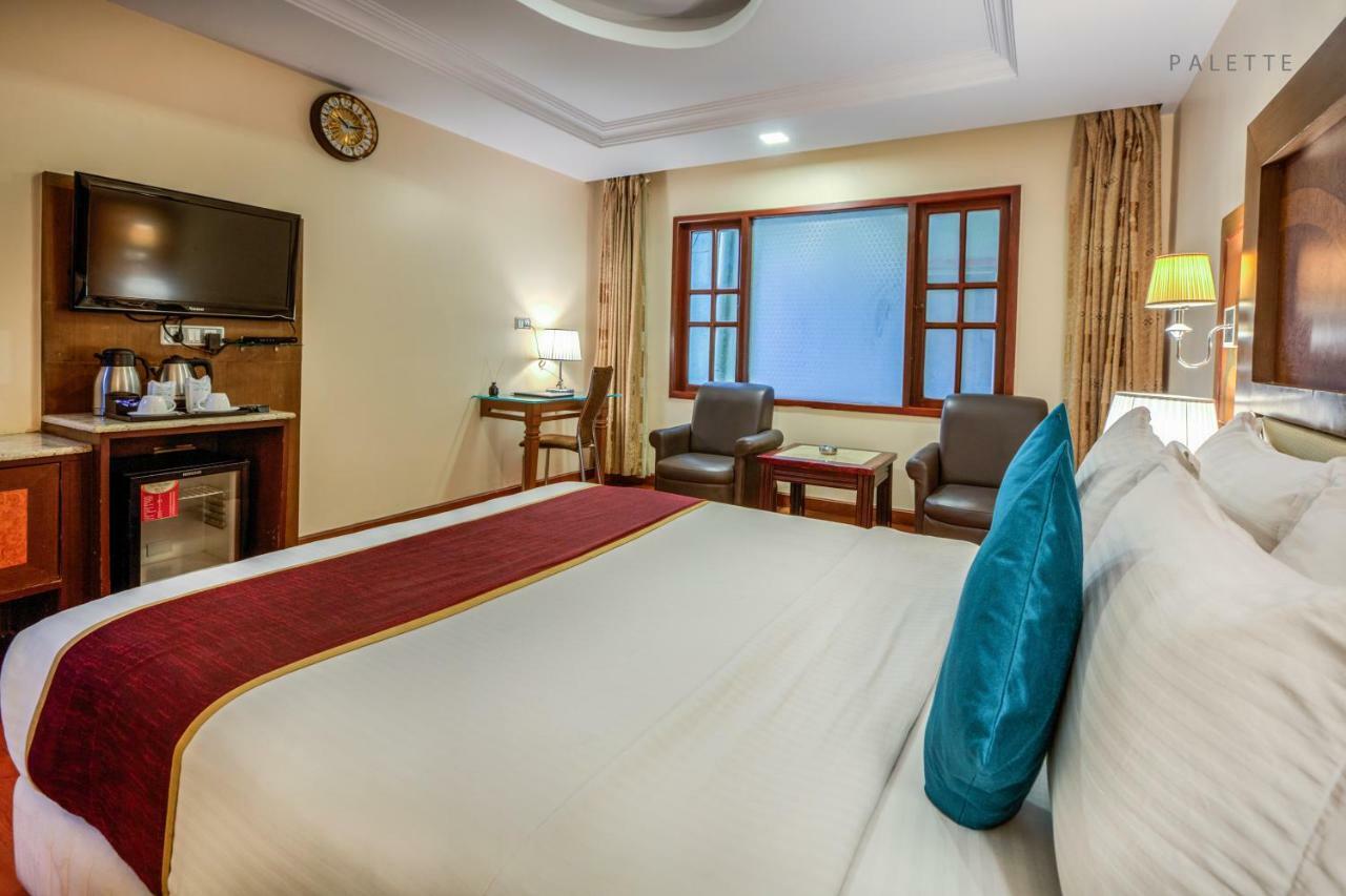 העיר בנגלור Golden Metro Hotel מראה חיצוני תמונה