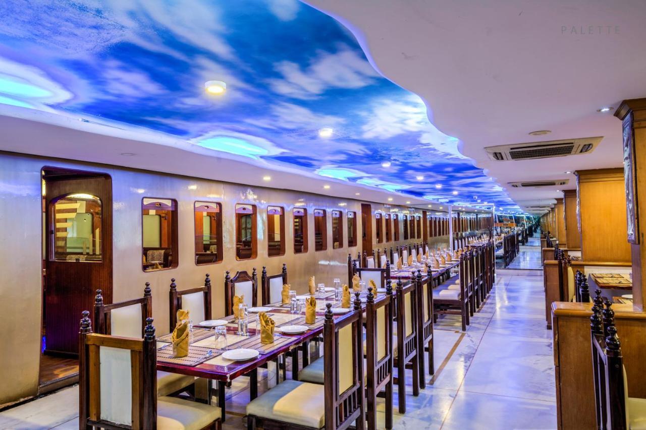 העיר בנגלור Golden Metro Hotel מראה חיצוני תמונה